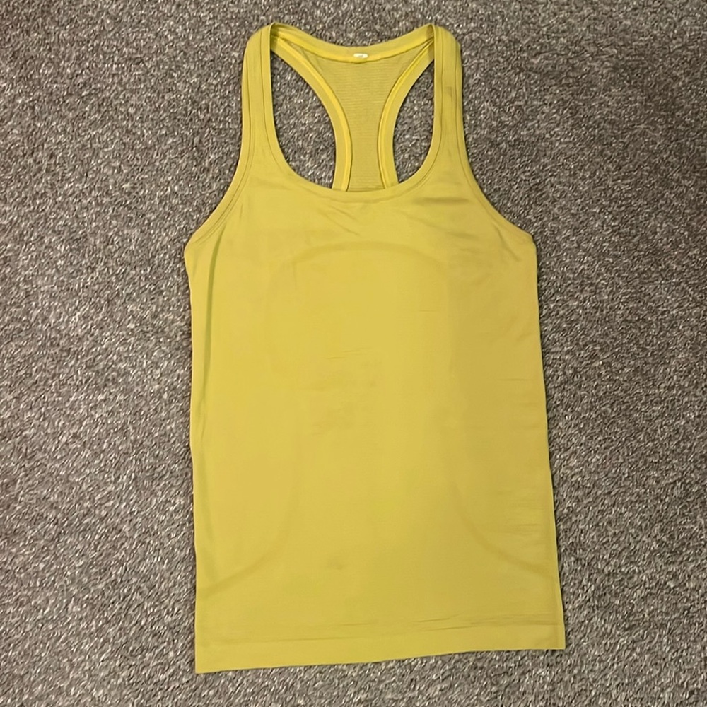 Lululemon swiftlytech tank top. 4